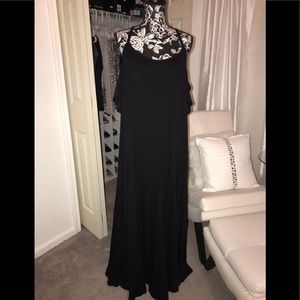 Cold shoulder maxi dress